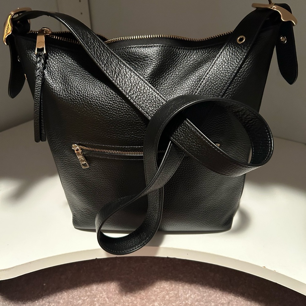 Coach Val Duffle Bag with Gold Details - Picture 3 of 8